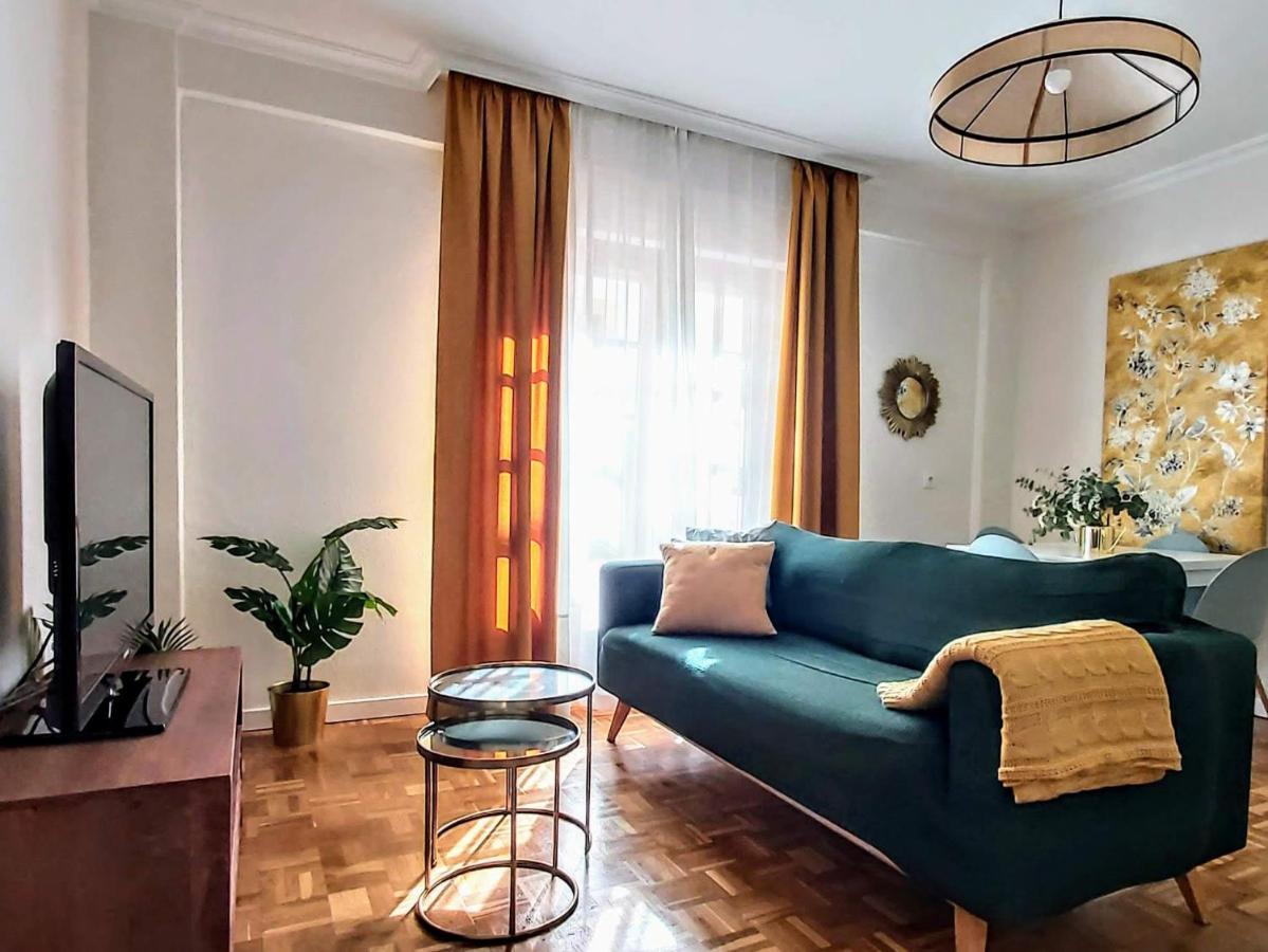 Misterhost Santa Cruz II -Jardines De Murillo Севиля Екстериор снимка